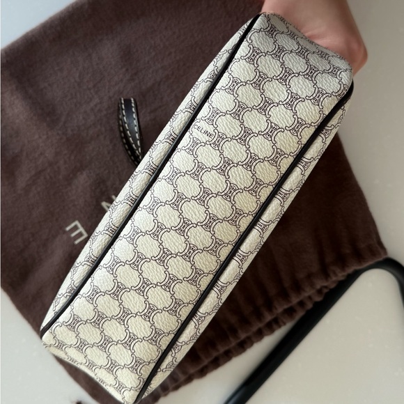 Celine triomphe monogram baguette bag vintage white - Picture 4 of 4